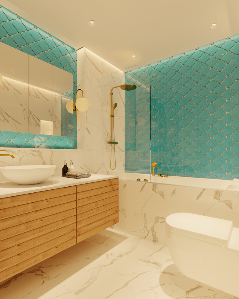 Idéer för att renovera ett litet 60 tals badrum med dusch, med skåp i mellenmörkt trä, en jacuzzi, en dusch/badkar-kombination, en vägghängd toalettstol, blå kakel, mosaik, vita väggar, klinkergolv i porslin, ett nedsänkt handfat, träbänkskiva och brunt golv