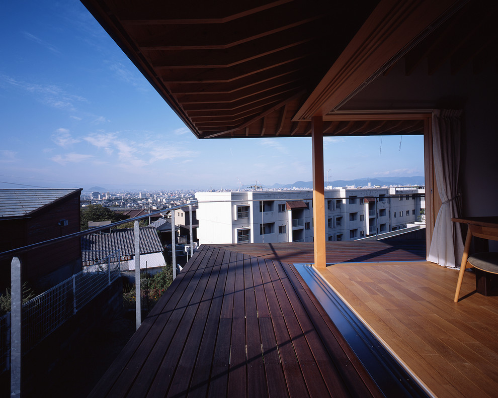 他の地域にあるアジアンスタイルのおしゃれな縁側・ポーチの写真