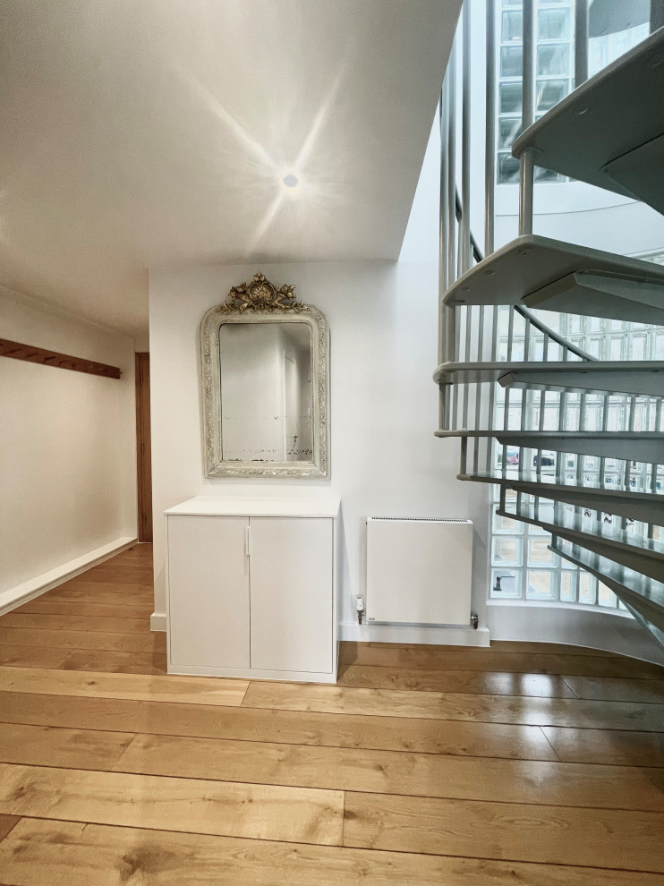 Refurbish entrance of schoolhouse project