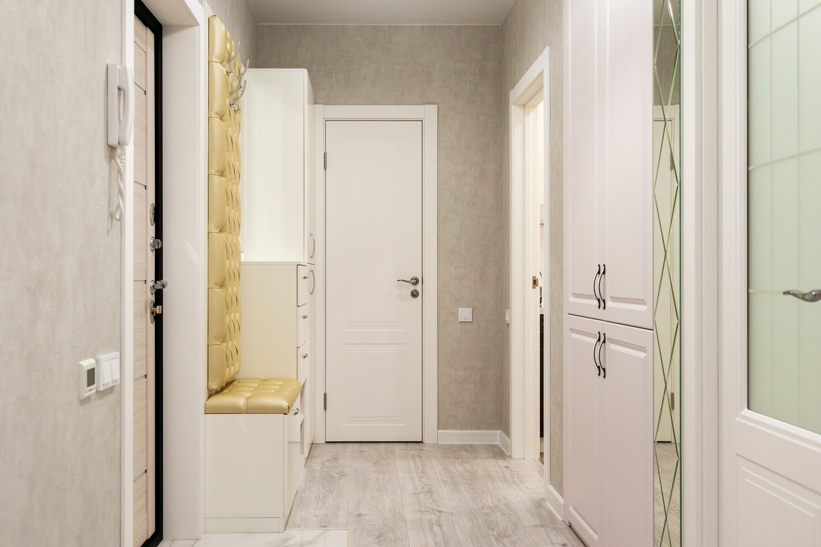 3-комнатная квартира на Калинина, 93