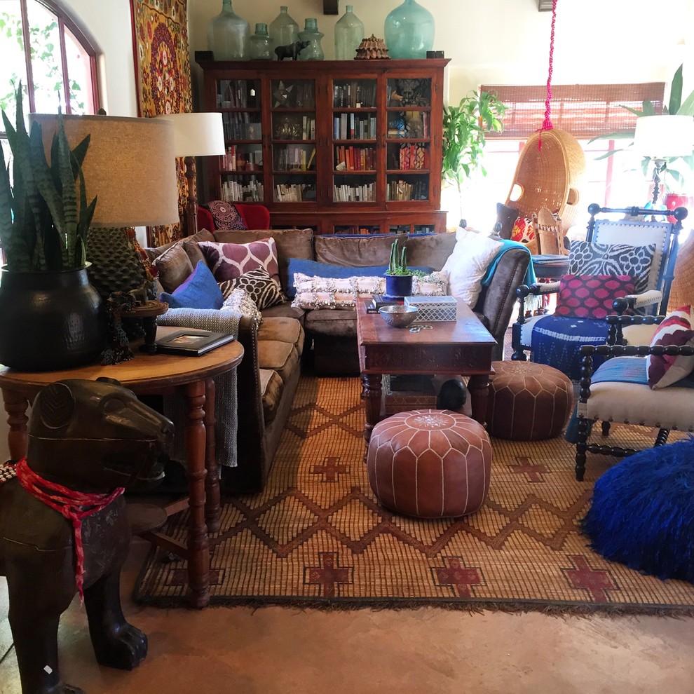 This is an example of an eclectic living room in Phoenix.