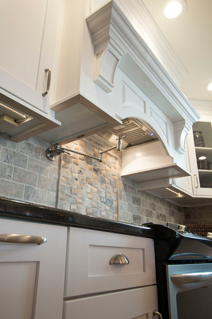 Doby Kitchen transitional-kitchen