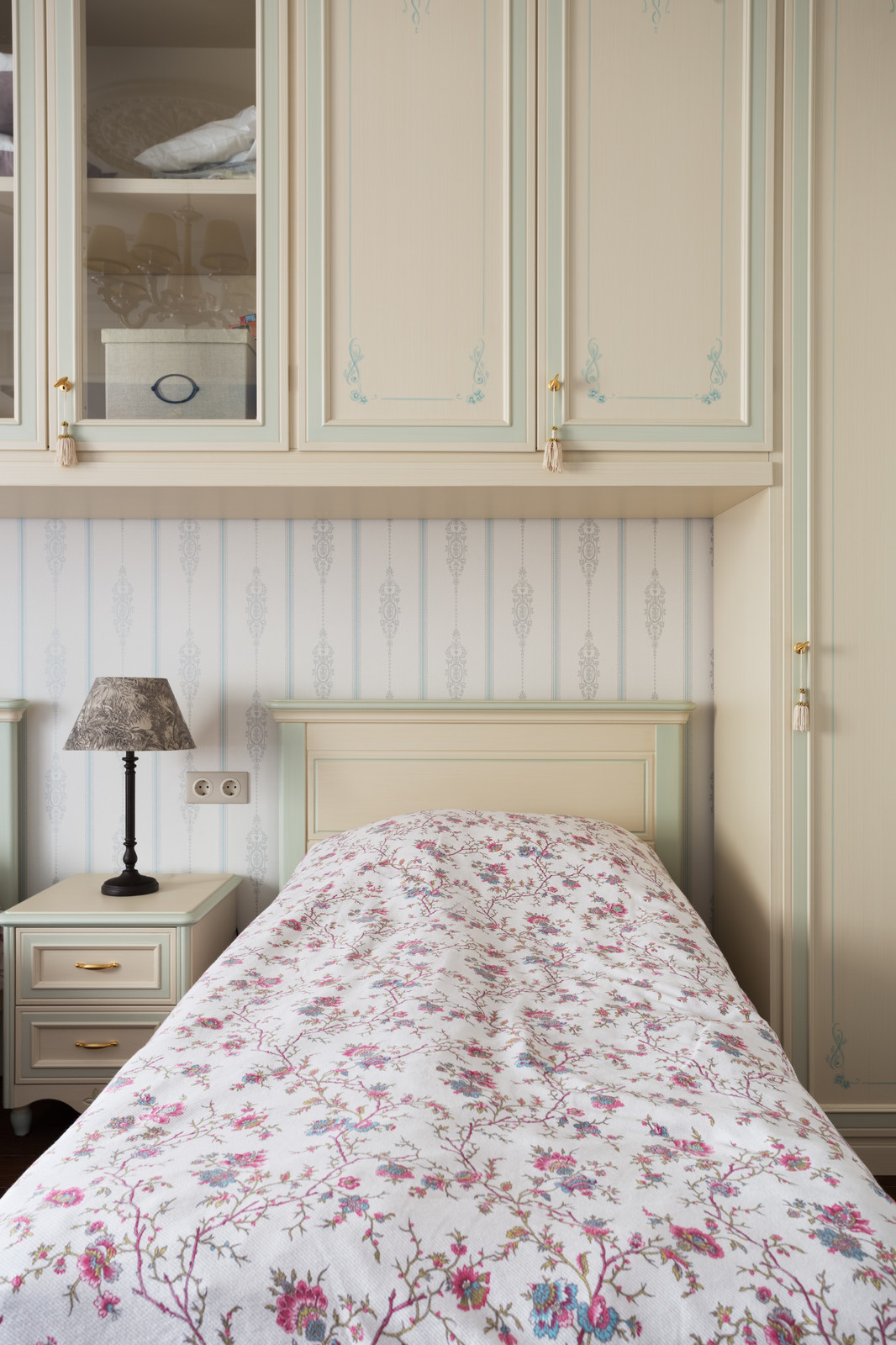 3-х комнатная квартира на Никулинской, Москва