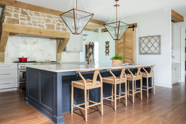 Rustic Retreat rustic-kitchen