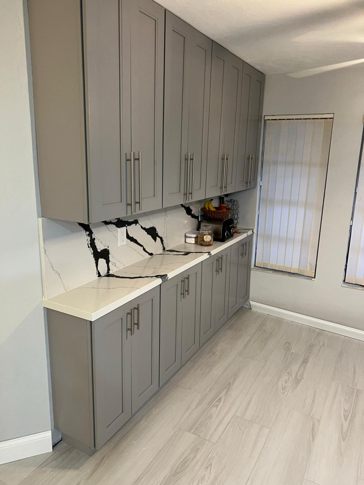 White and Grey modern kitchen