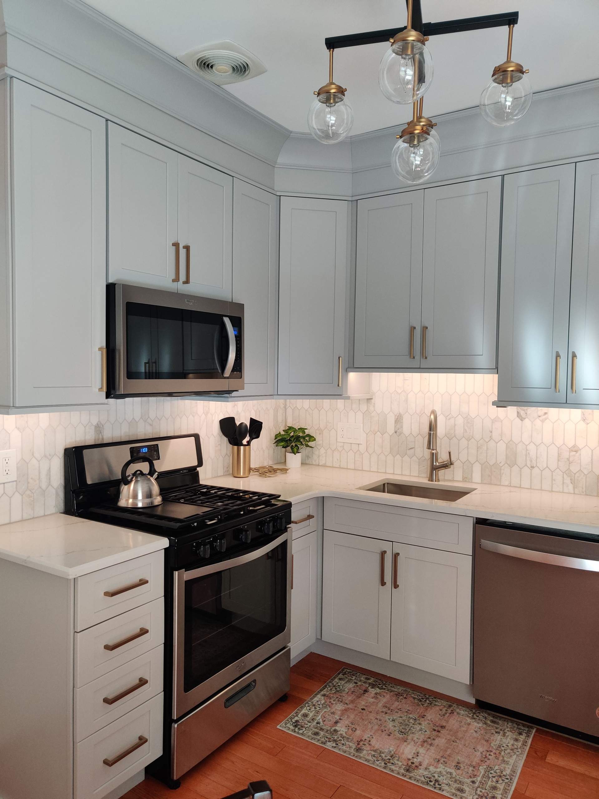 Various Kitchens Remodeling