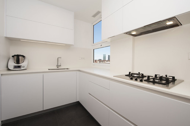 Proyecto cocina El Clot modern-kitchen
