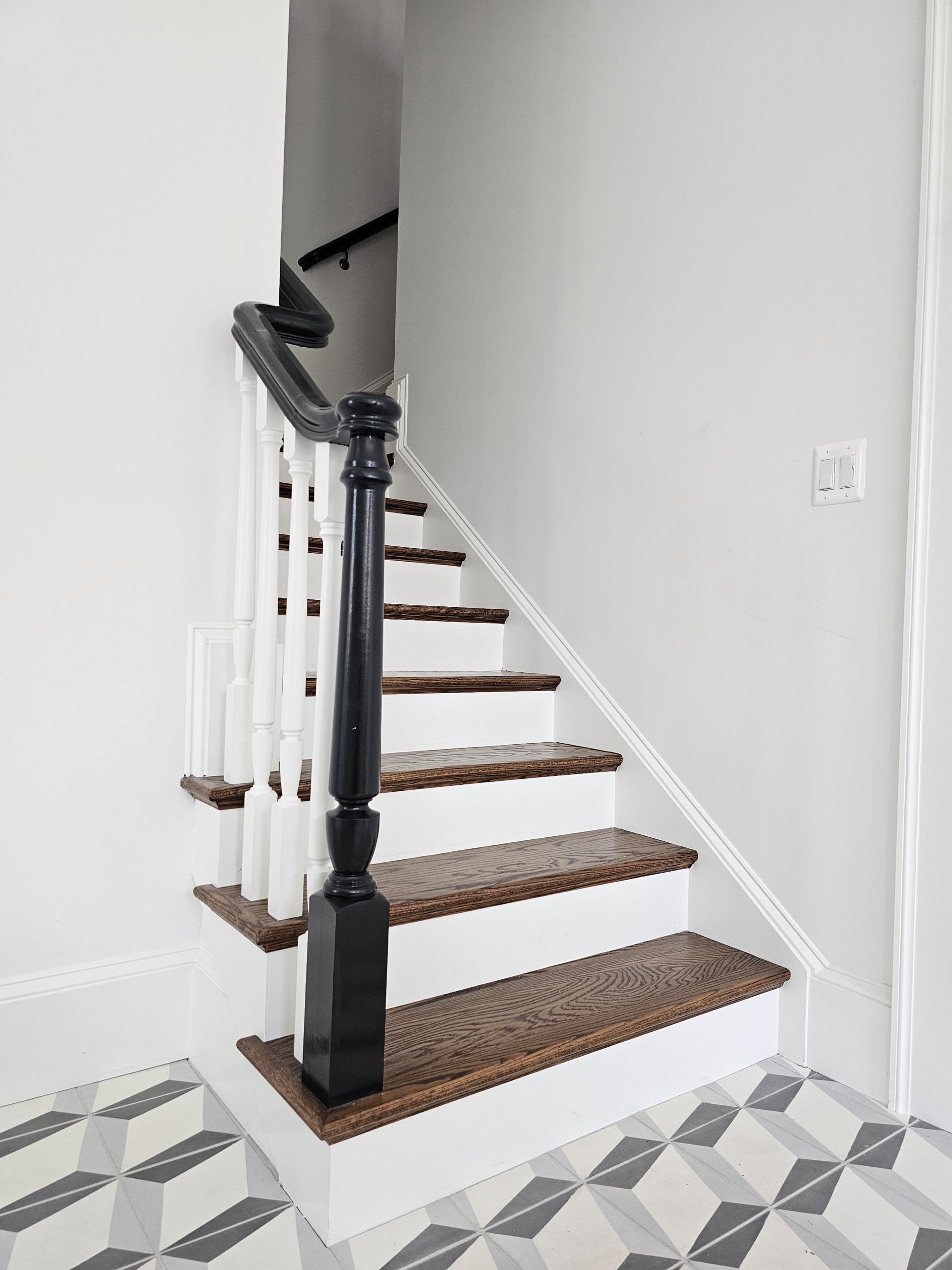 121_Elegant Floating Staircase, Chevy Chase, MD 20815