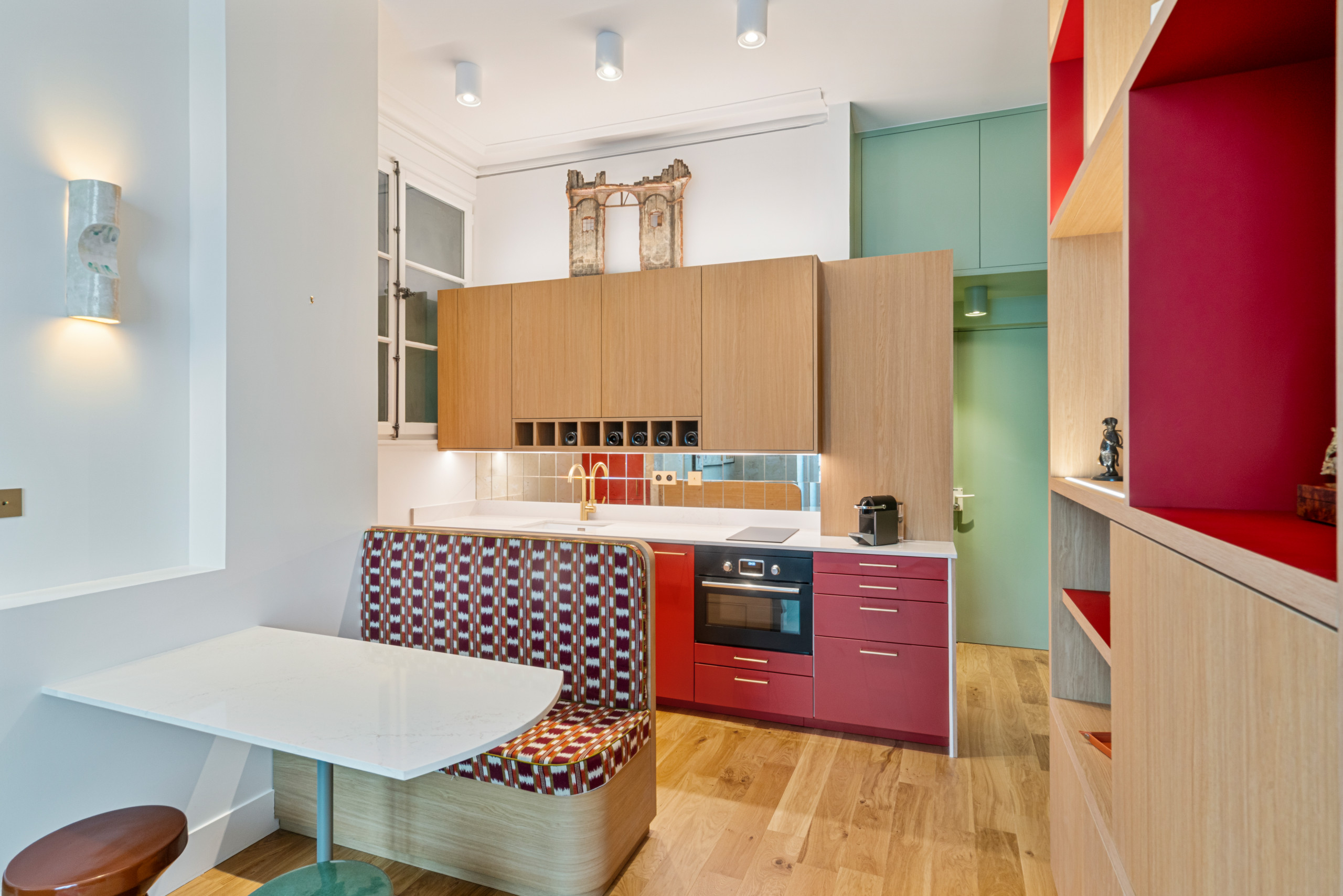 30m² dans le 7ème : l'art de repousser les murs