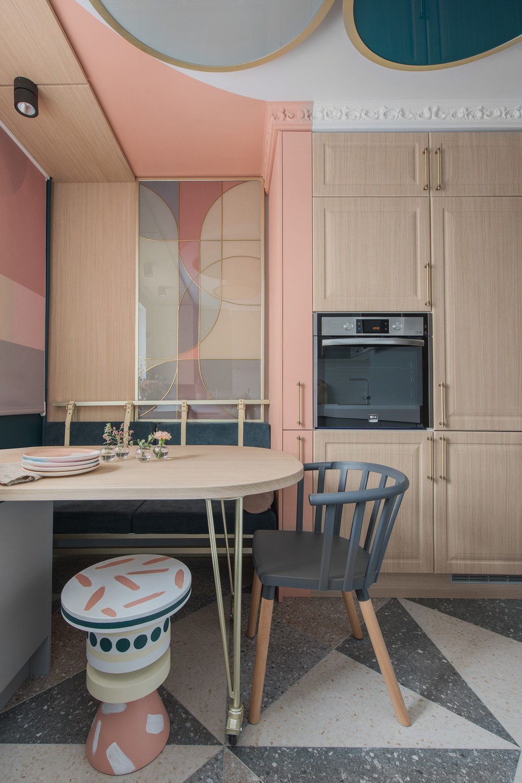 Кухня в бликах. Проект для квартирного вопроса