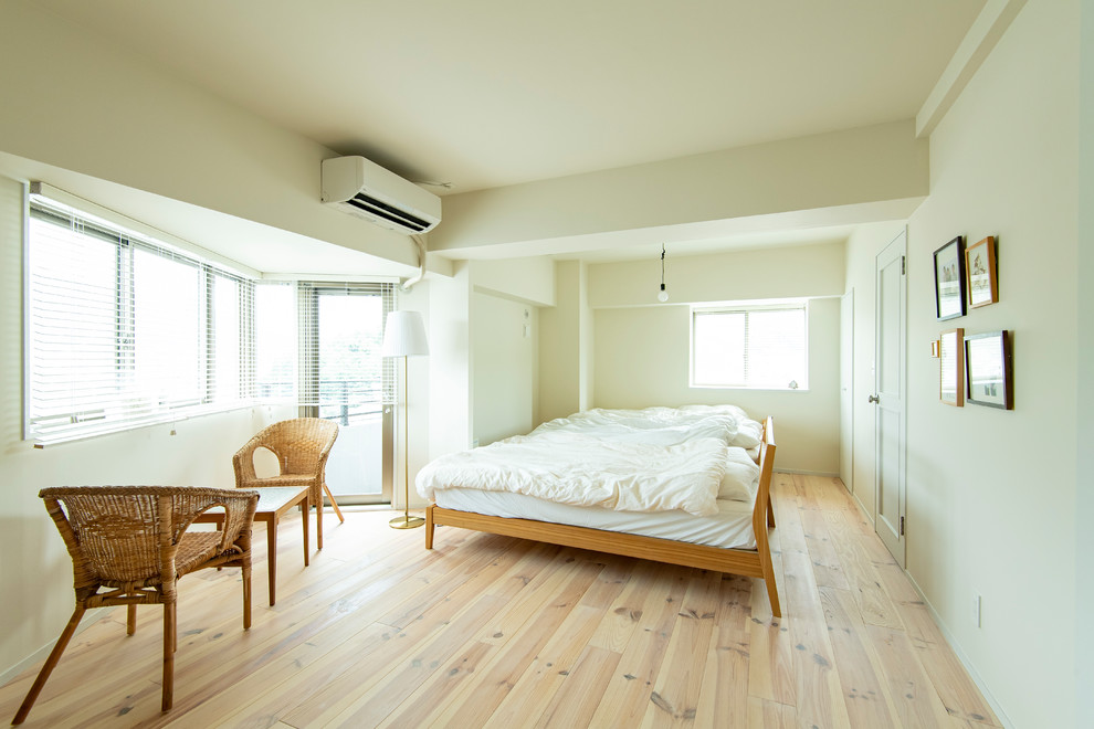 Inspiration for a scandinavian bedroom in Fukuoka.