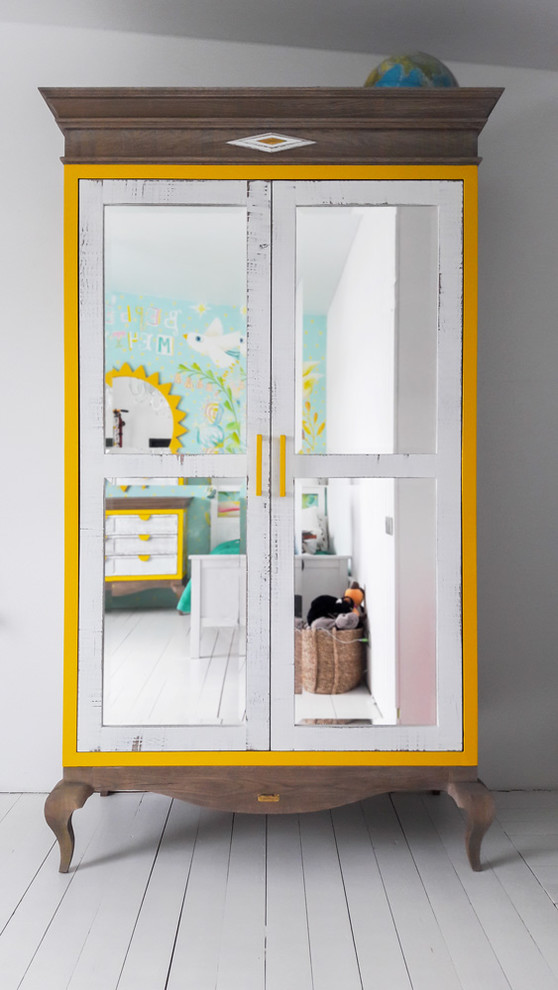 Шкаф для одежды NEW&OLD