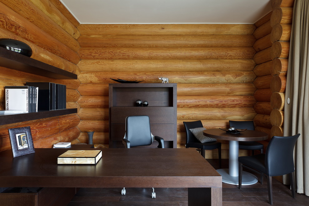 Интерьер деревянного жилого дома