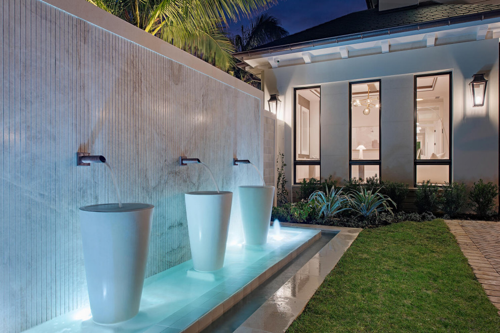 Pool - transitional pool idea in Miami