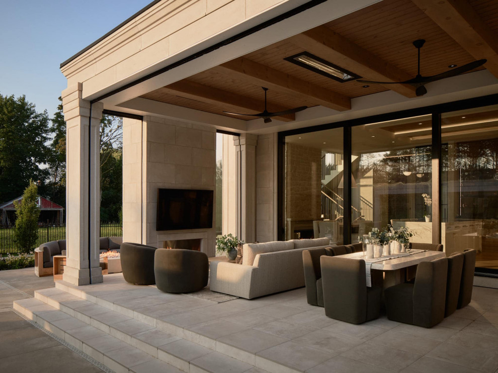 Patio - transitional patio idea in Toronto
