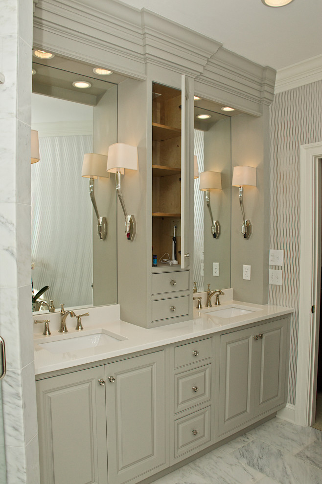 MASTER BATH CARRARA MARBLE