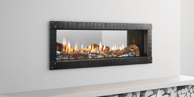 Mezzo See Through Gas Fireplace Modern Living Room