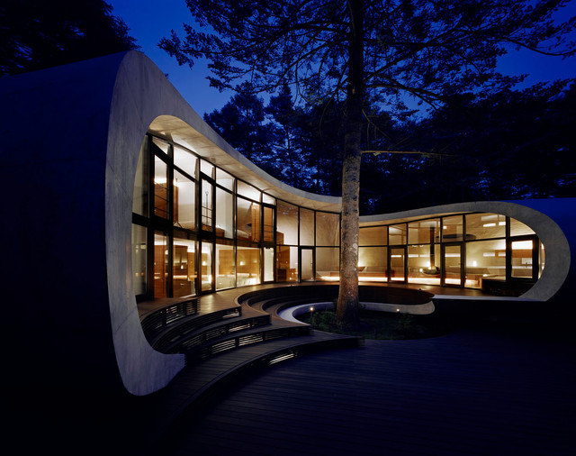 Shell moderno-facciata