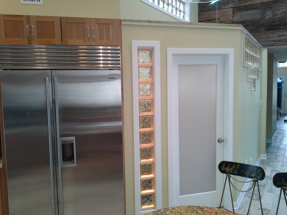 Kitchen - rustic kitchen idea in DC Metro