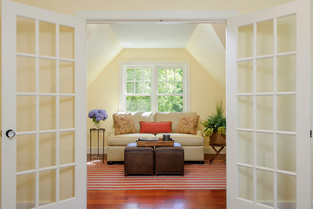 Hideaway mediterranean-living-room