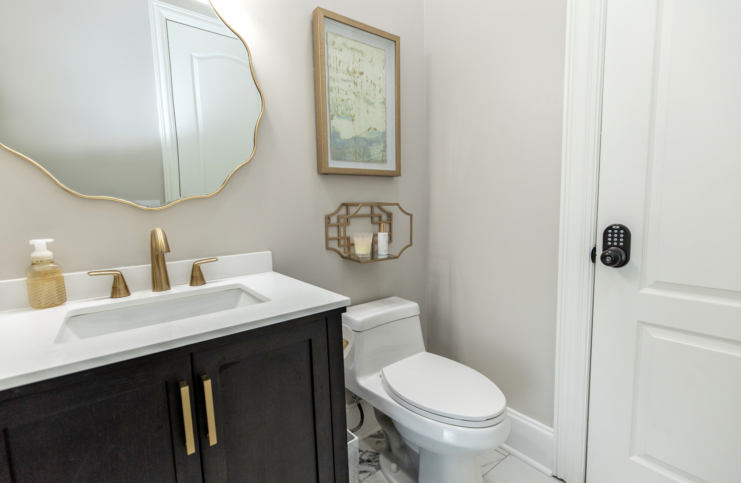 Little Gem powder room