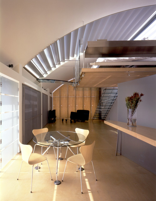The Lowe Flat modern-matplats