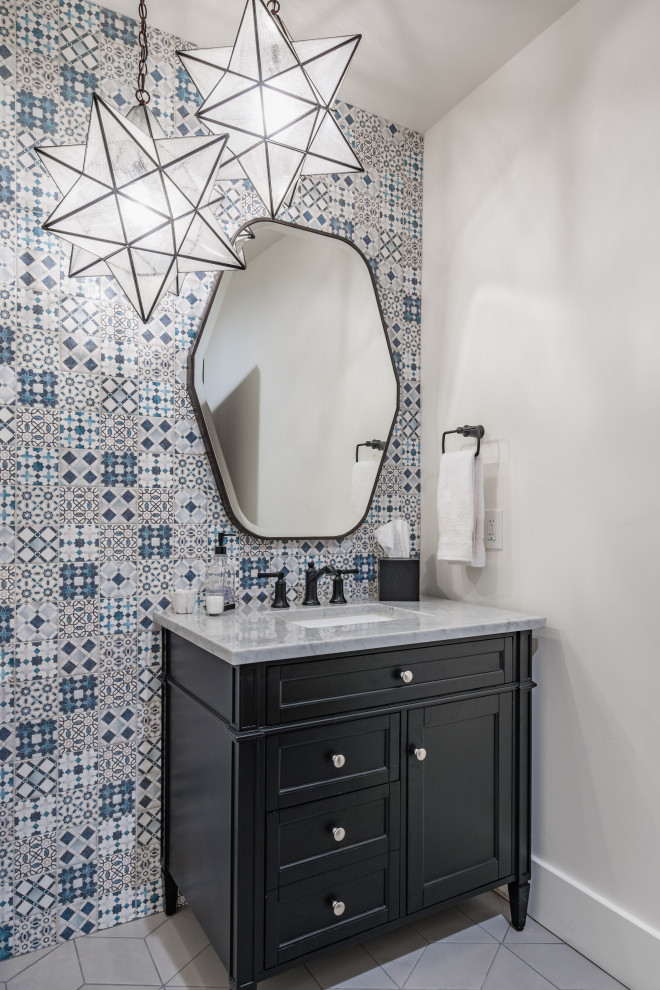 Guest Bath - Powder Room - Phoenix - by ModaScapes Interior Design