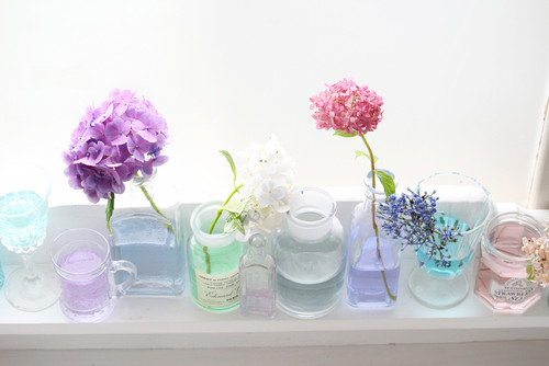 Diy 涼感パステルウォーター入りガラスのディスプレイ Houzz ハウズ