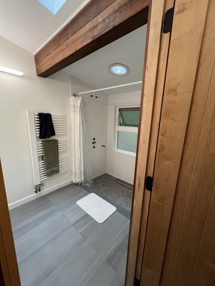 Clay Daydream Primary Bath