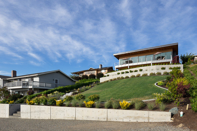 Browns Point Residence contemporary-exterior