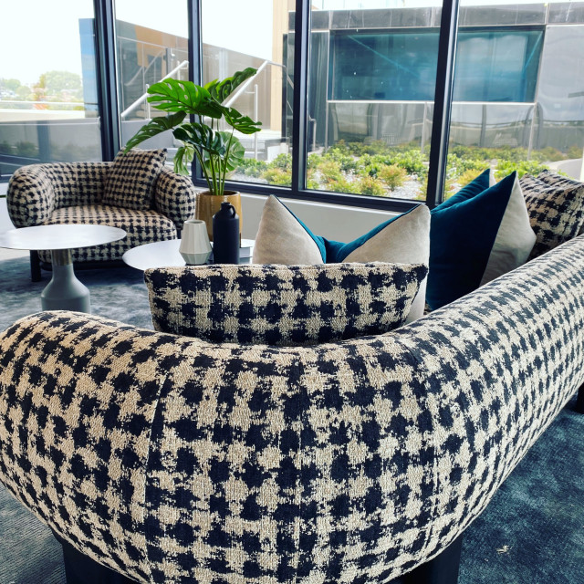 Hawthorn park modern-uterum