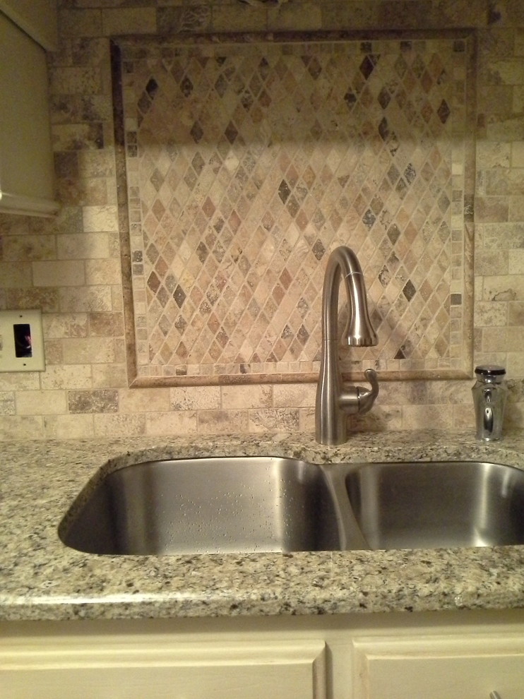 Home design - transitional home design idea