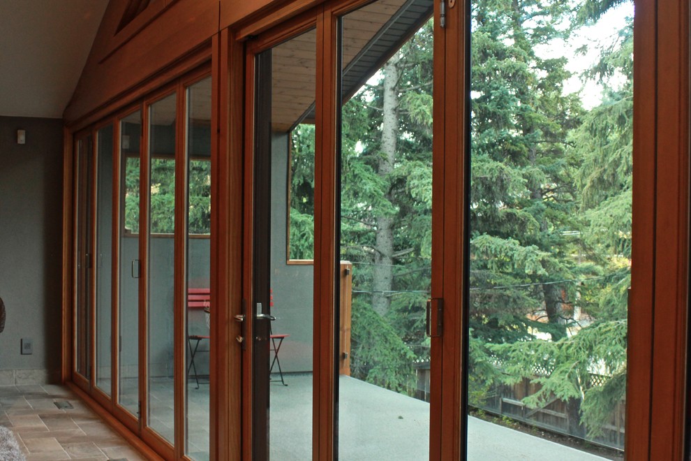 Photo of a large modern deck in Calgary.
