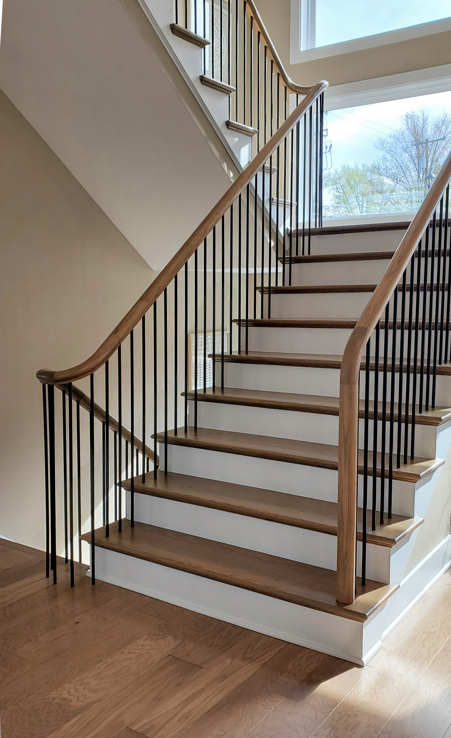 Project #153 | Sophisticated Red Oak Stair with Metal Balusters