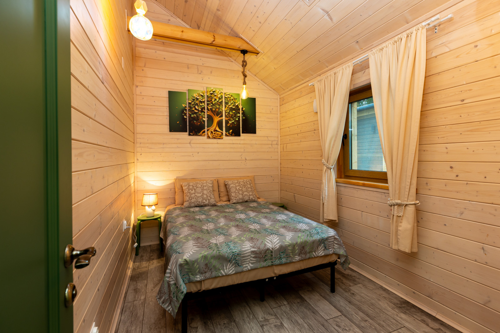 Загородная недвижимость