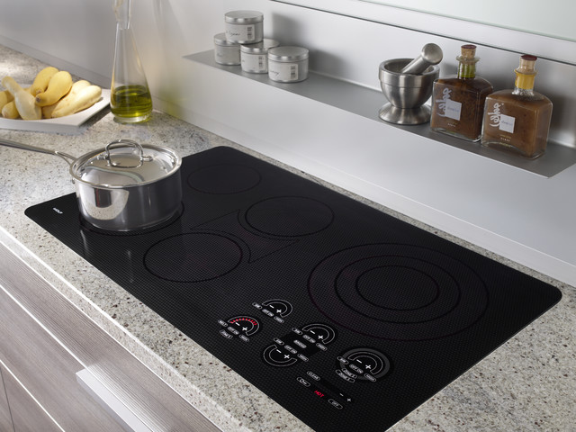 Wolf 36 Smoothtop Electric Cooktop Black Ct36eu Contemporary