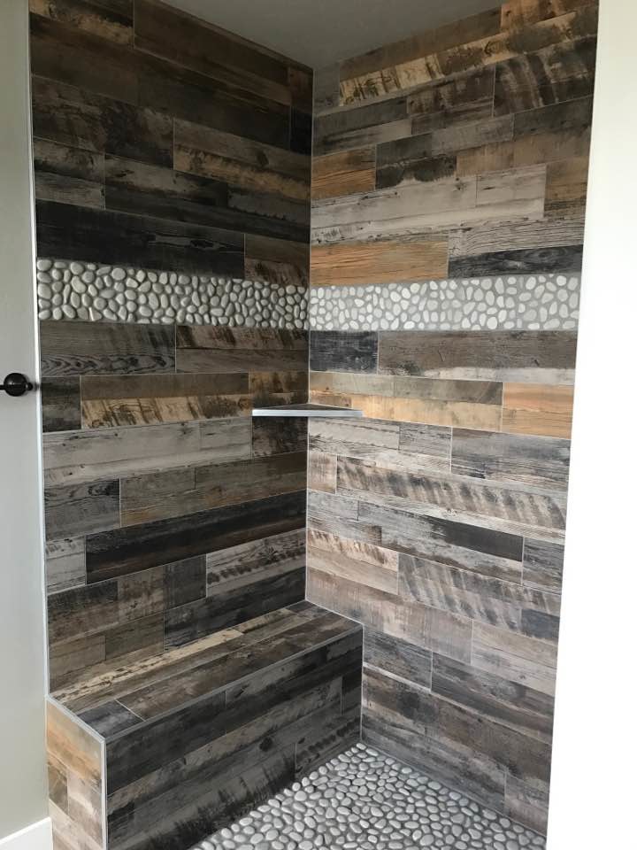 Doorless shower - rustic beige tile and ceramic tile doorless shower idea with beige walls
