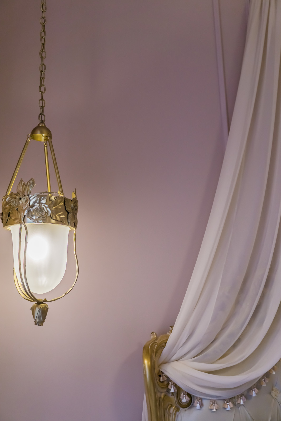 CHATEAU DE LA PETROGRADKA