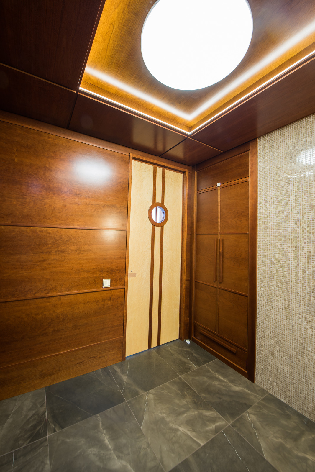 Яхтенный стиль. Элитная мебель