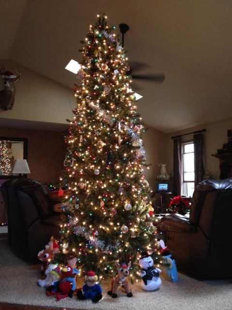 Vermont White Spruce Artificial Christmas Tree Modern Vermont White Spruce Artificial Christmas Tree Modern