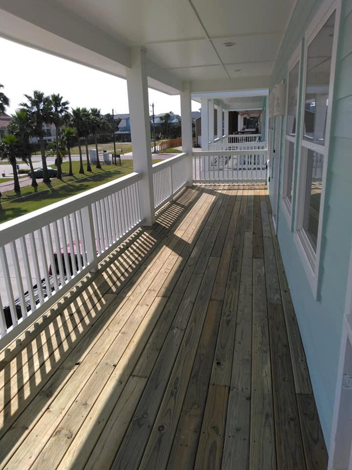 Inspiration for a coastal deck remodel in Austin