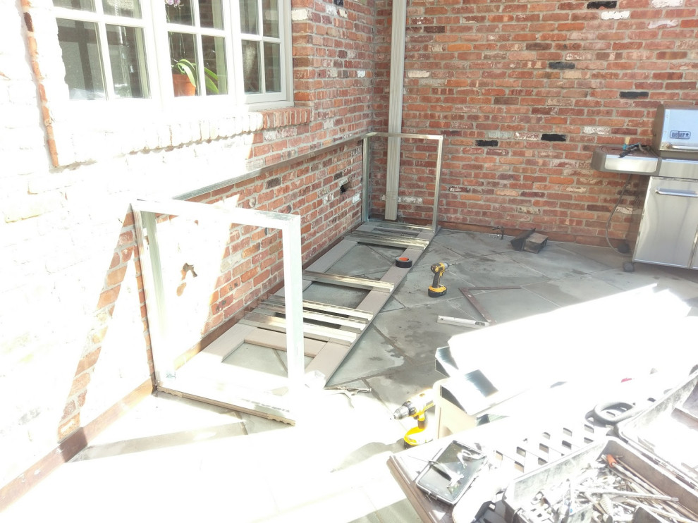 Outdoor Kitchens