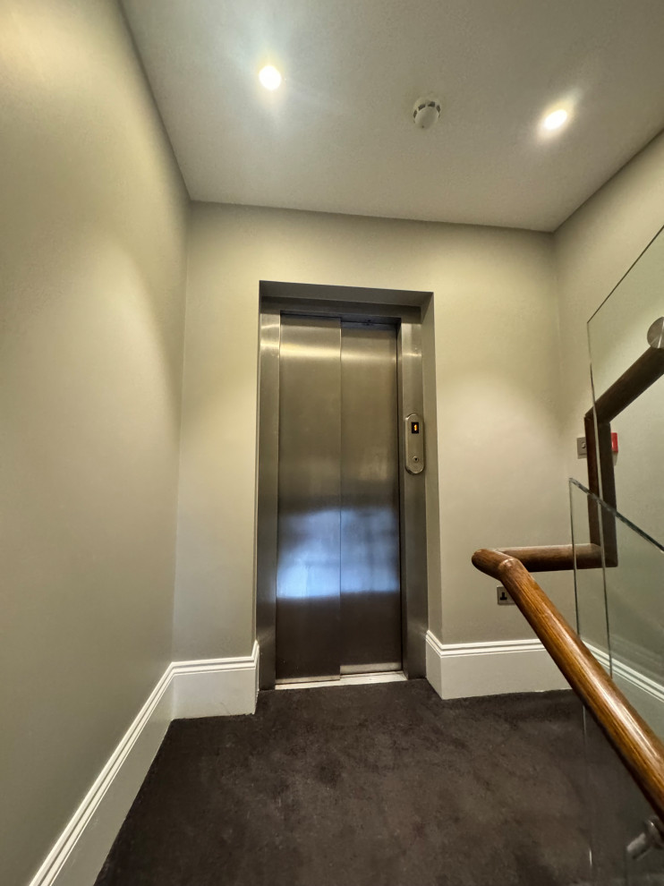 Interior & Exterior refurbishment works of building entrance @ Gloucester Road