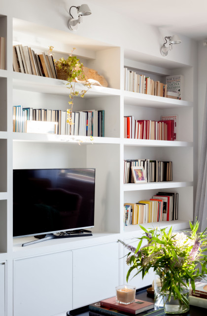 CREANDO NUEVOS HORIZONTES coastal-living-room