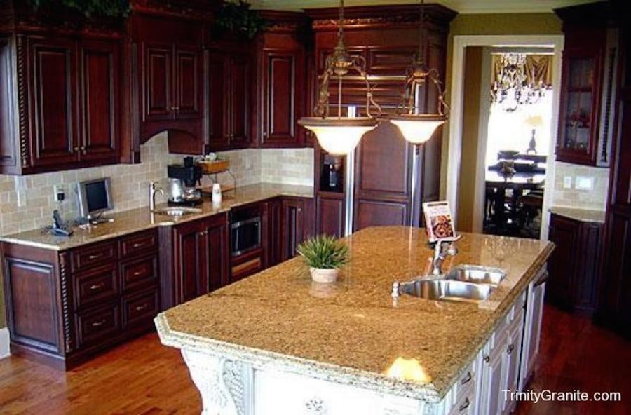 Kitchen - kitchen idea in Austin
