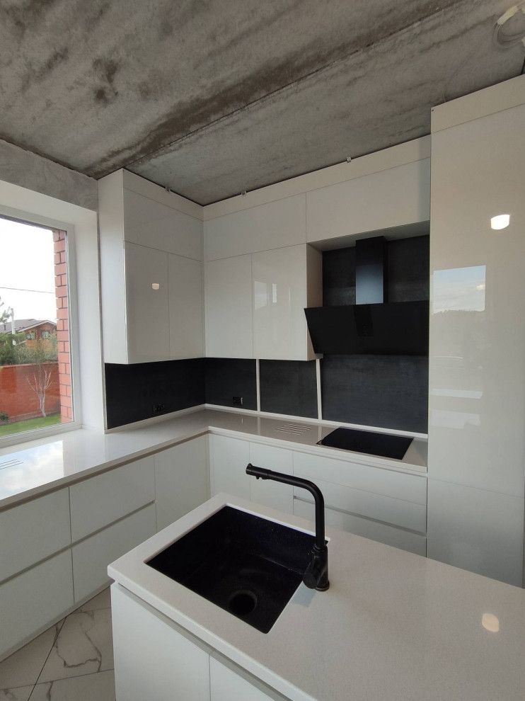 Кухонный гарнитур с островом