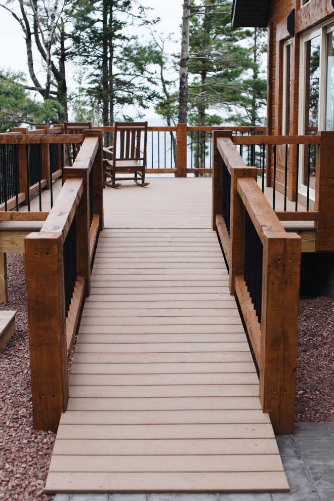 Copper Harbor Lake Home