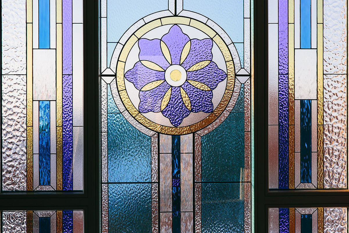 Витраж в лестничный марш