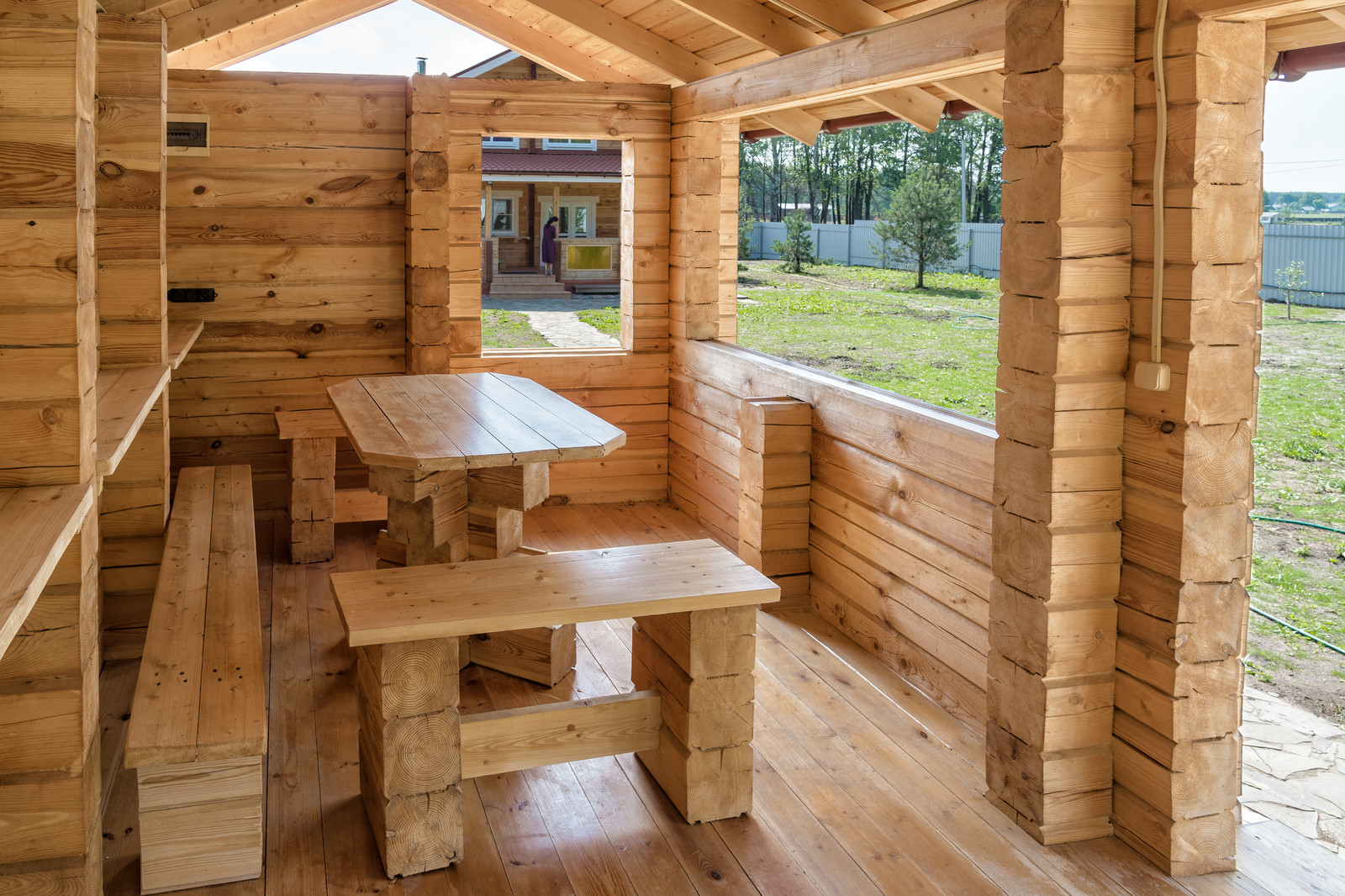 Дом по проекту "Зоря"/Беседка