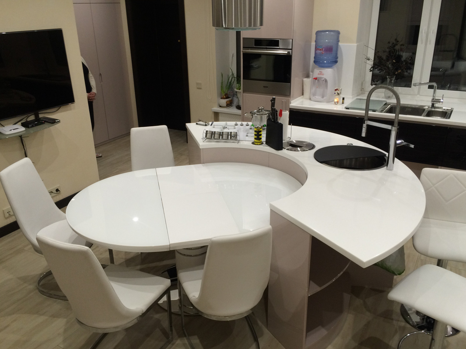 Флай на улице Лесной